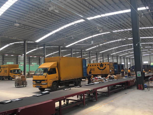 精密車間工業(yè)大吊扇/工業(yè)大風扇安裝案例